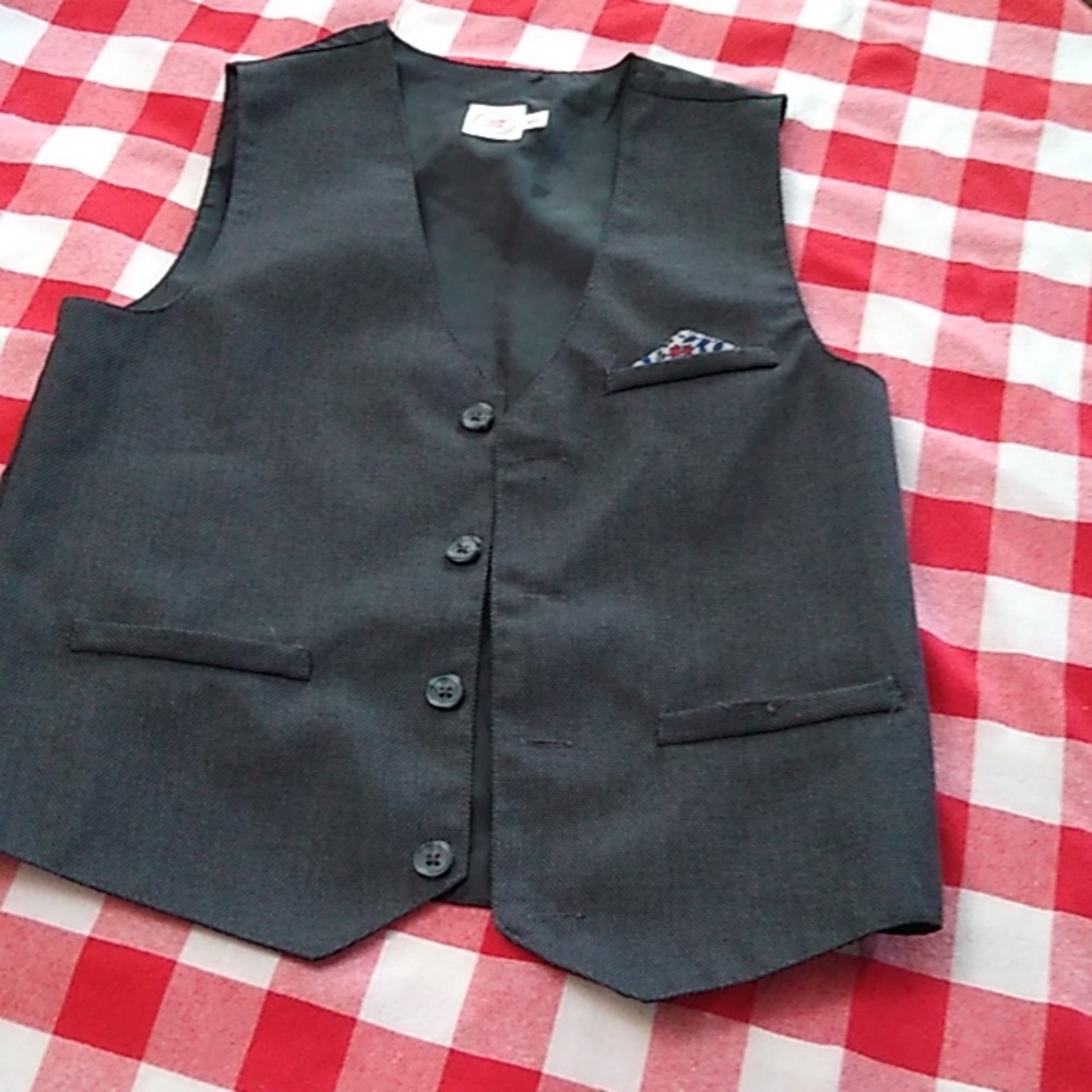 Boys Vest Size 10